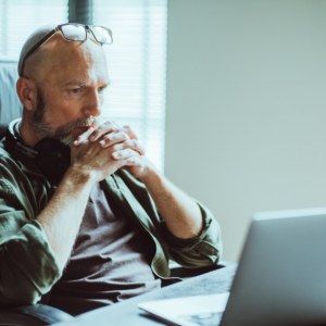 How to Develop Horizontal Thinking Skills for Enhanced Problem Solving